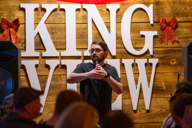 Vinny P - KingView Mead - by Ronald Renwick
